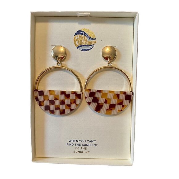 C&C California Shiny Gold Half Hoop Earrings. - Picture 1 of 6
